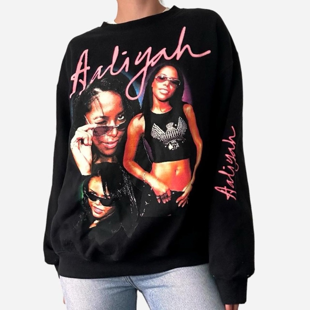 Aaliyah crew neck sweatshirt graphic black pink crewneck sweatshirt size medium